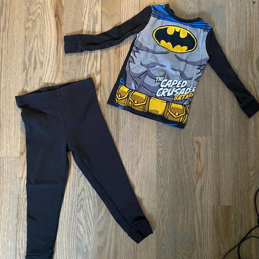 Batman pajama set- toddler H&M